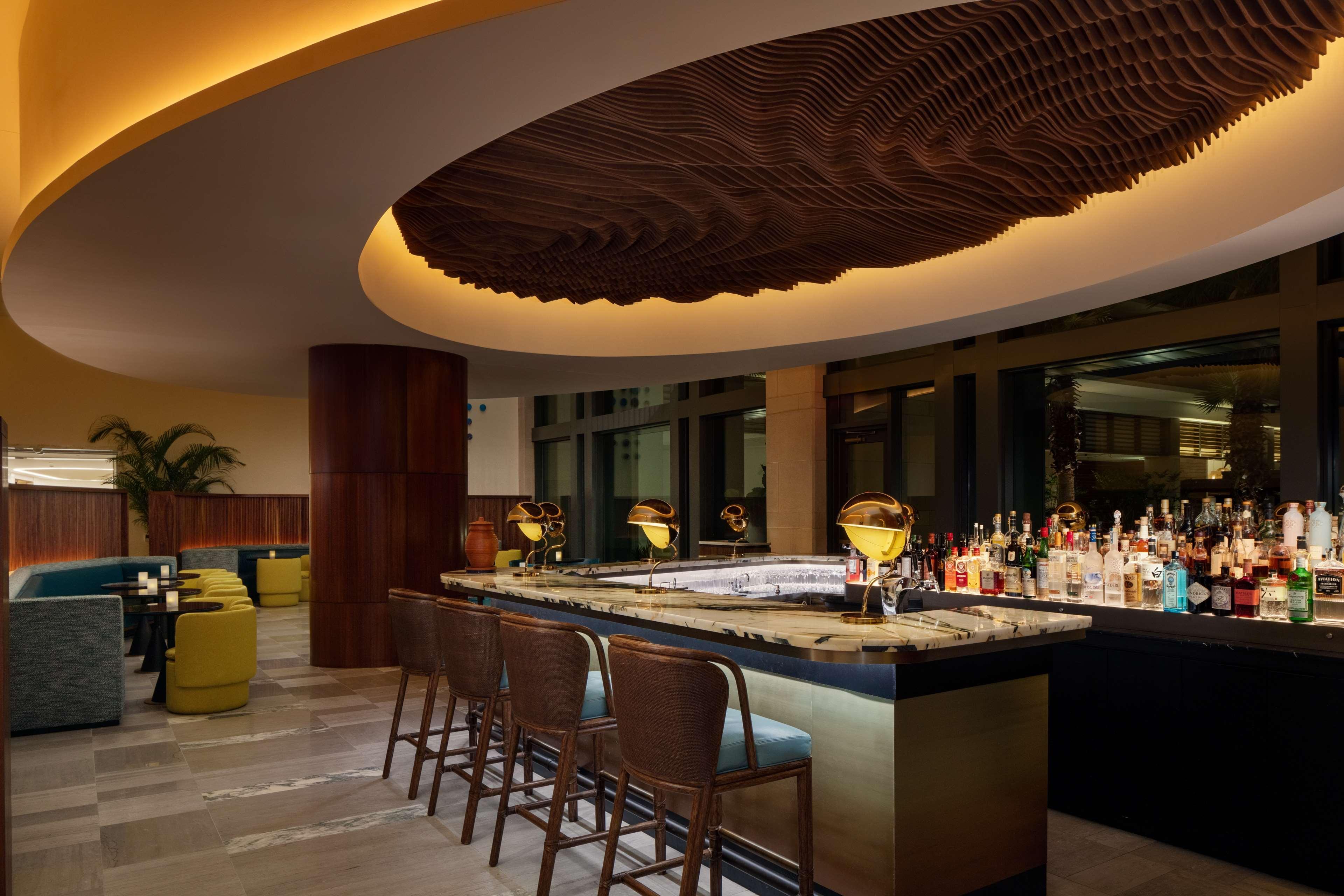 Conrad Orlando Hotel Екстериор снимка