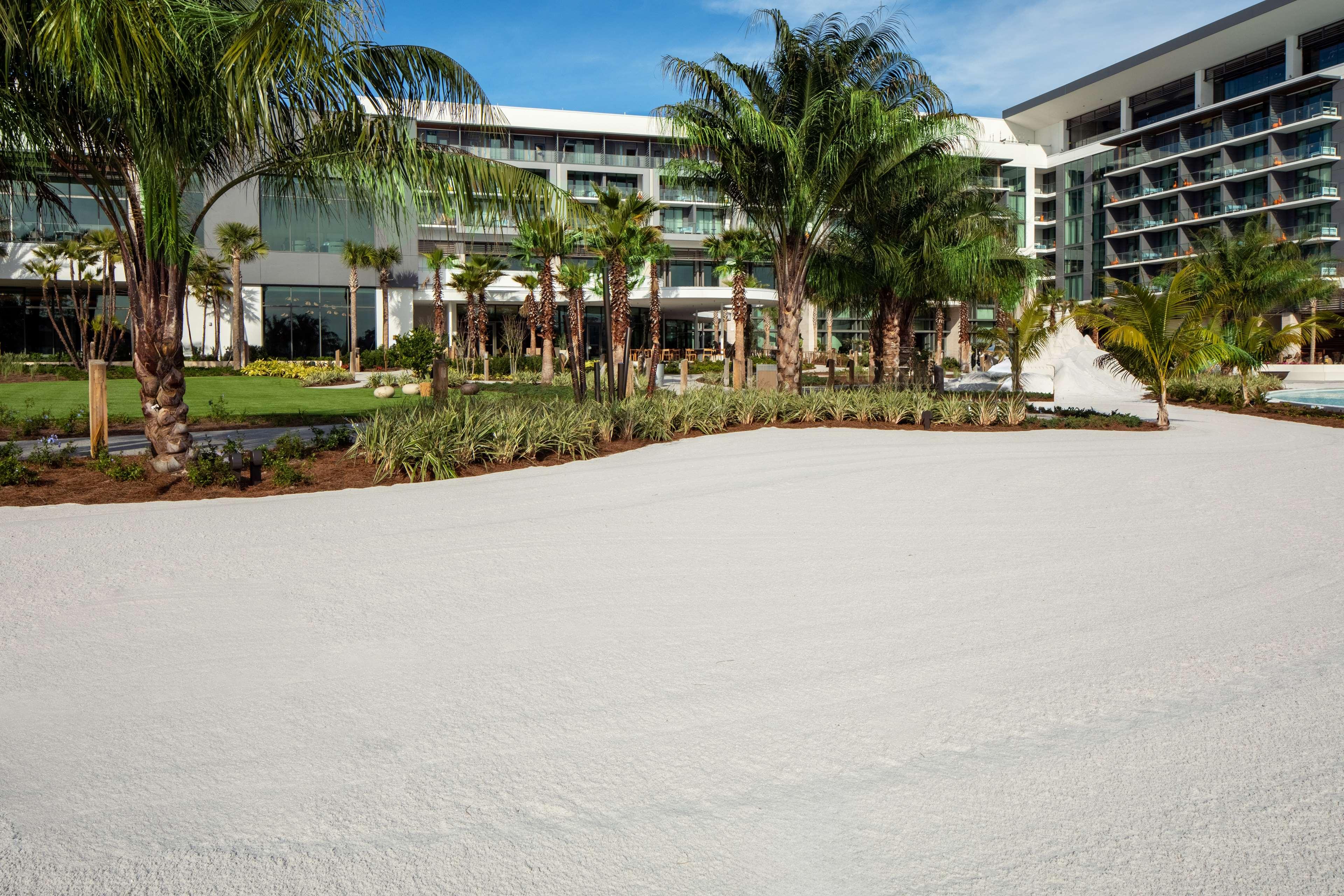 Conrad Orlando Hotel Екстериор снимка