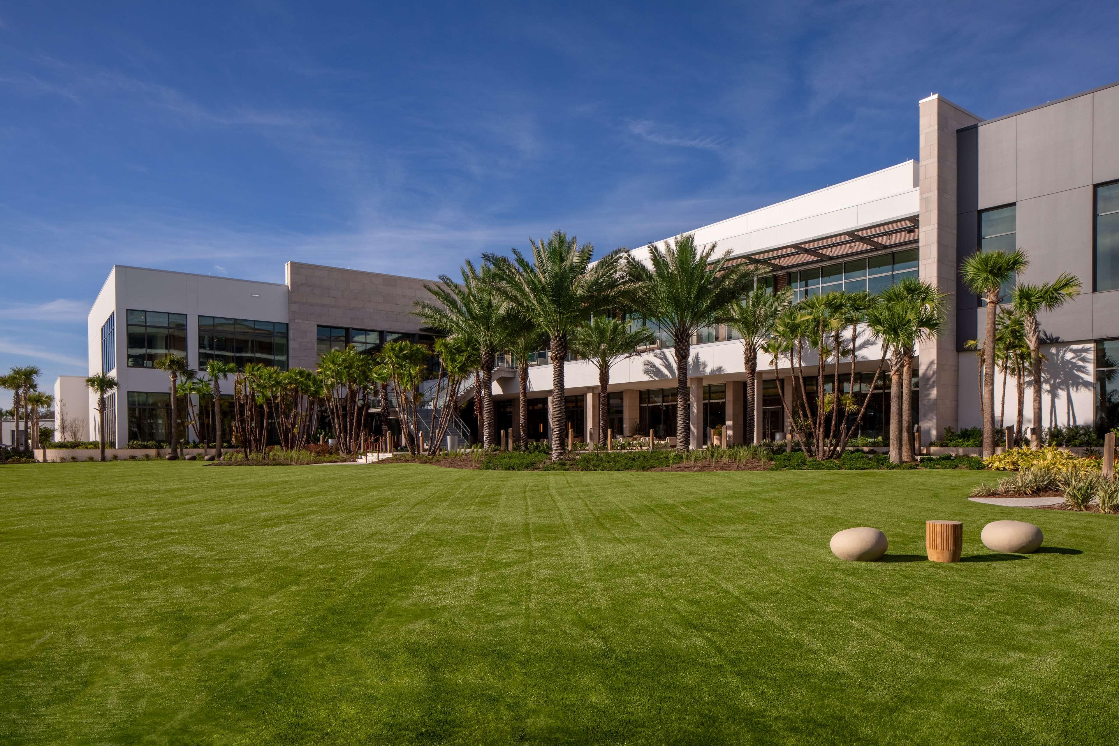 Conrad Orlando Hotel Екстериор снимка