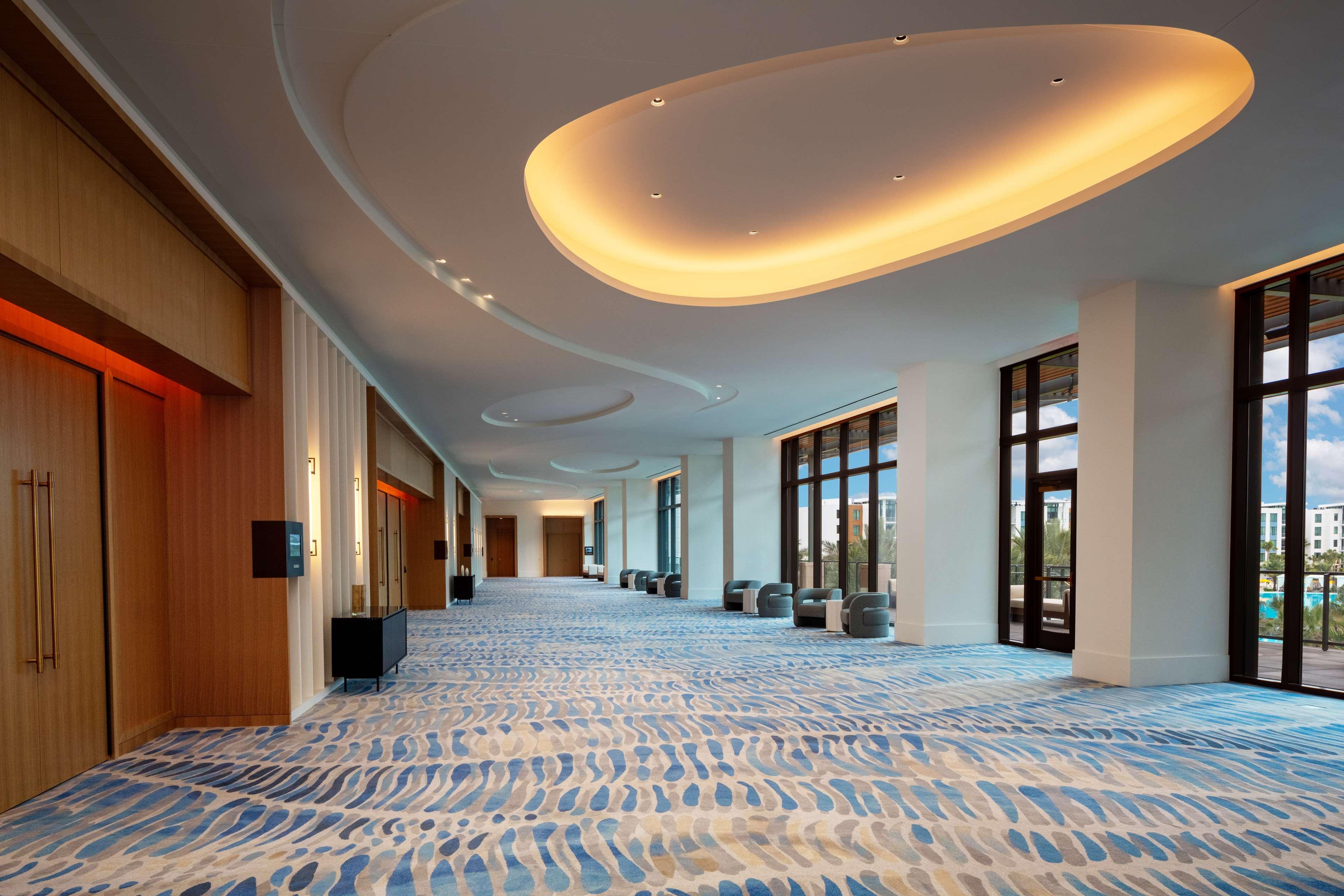 Conrad Orlando Hotel Екстериор снимка