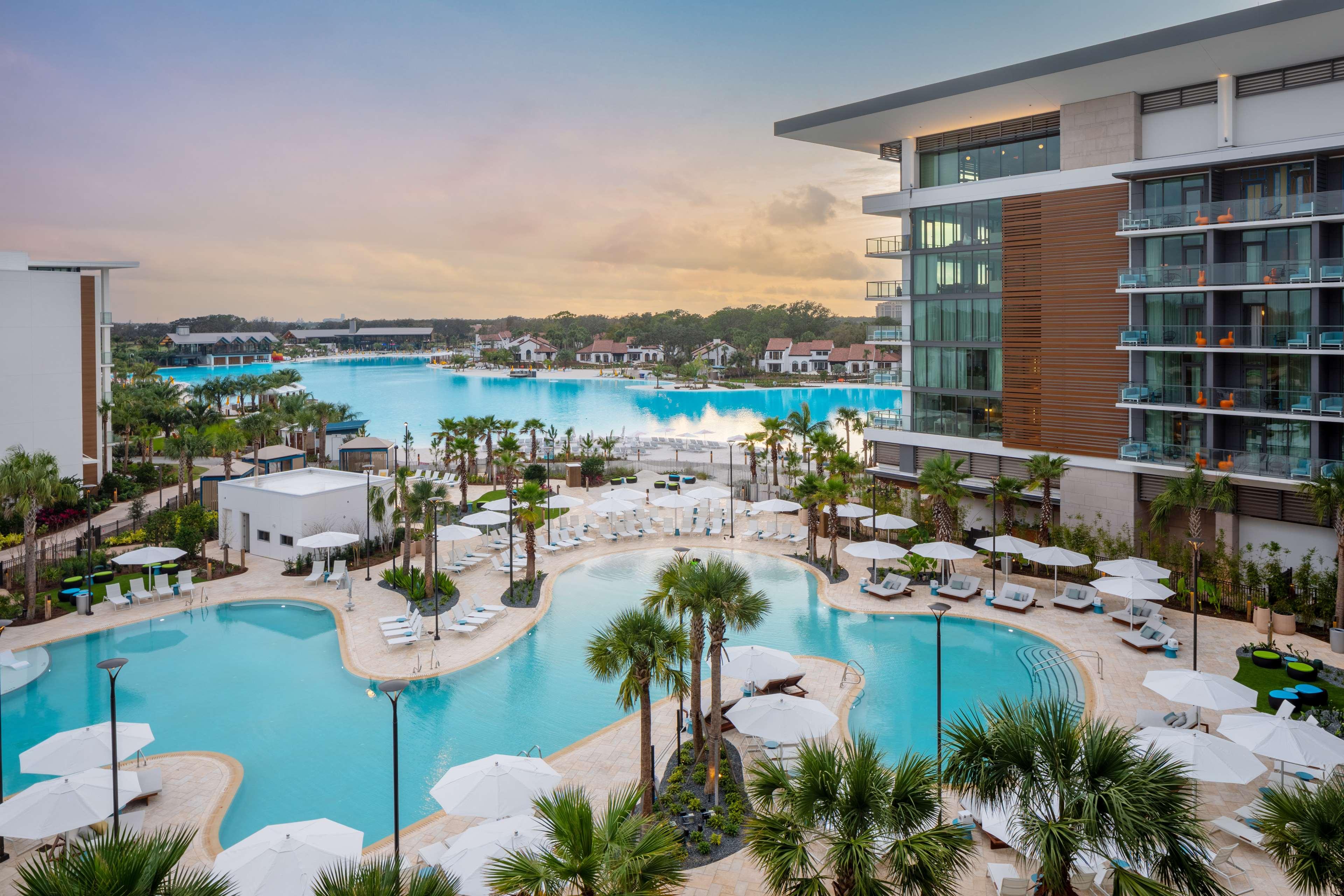 Conrad Orlando Hotel Екстериор снимка